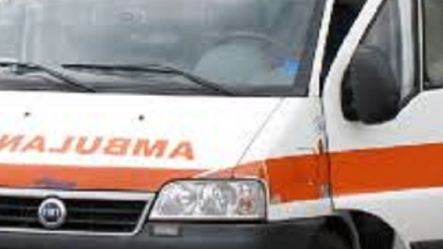 Bimba cade dalla finestra a Catanzaro.