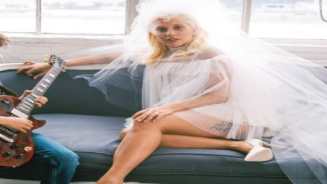 Lady Gaga indossa le scarpe di Giuseppe Zanotti
