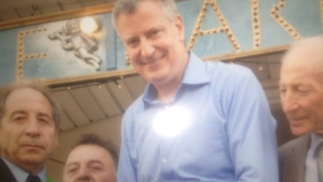Pasquale Masullo con il sindaco Bill De Blasio