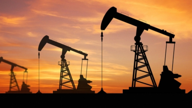 Petrolio al ribasso per offerta eccessiva