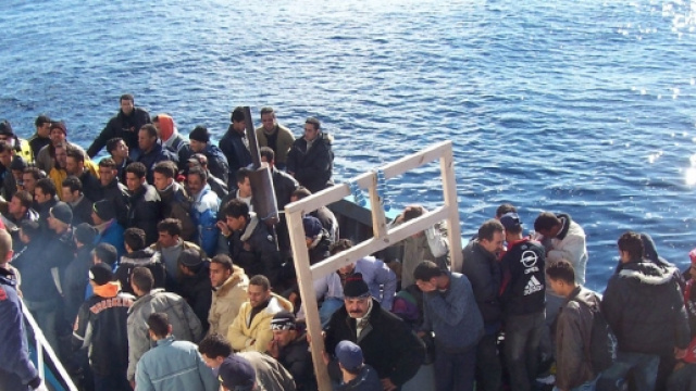 Barcone di immigrati a Lampedusa