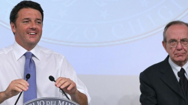 Matteo Renzi e Pier Carlo Padoan