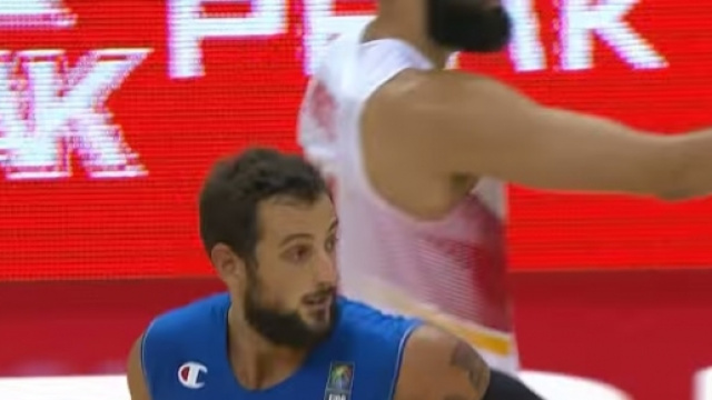 Marco Belinelli durante il match contro la Spagna