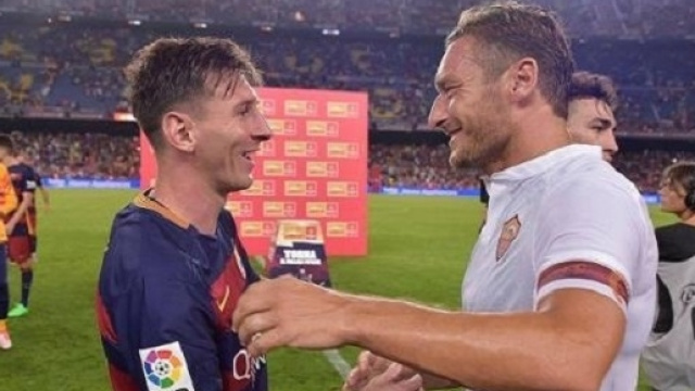 Segui la diretta live di Roma-Barcellona