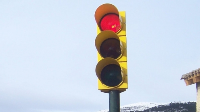 Semaforo-laser per nuovi controlli