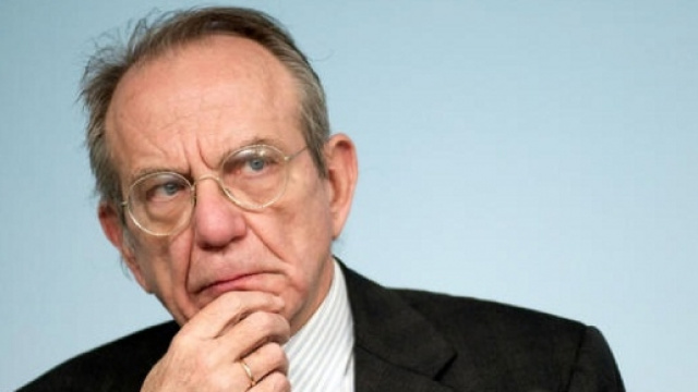 Padoan dice no alla riforma pensioni 2015