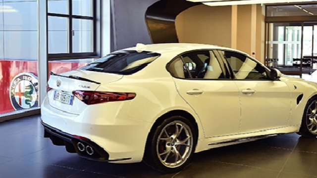 Alfa Romeo Giulia Quadrifoglio verde