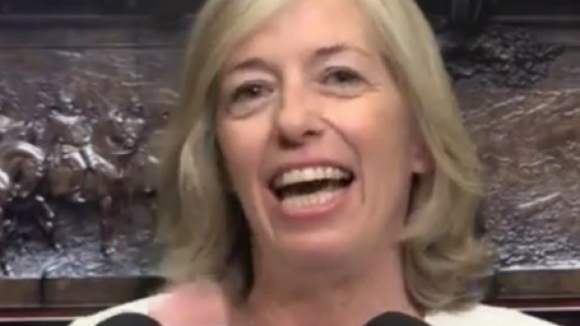 Scuola e aumenti stipendiali, ministro Giannini