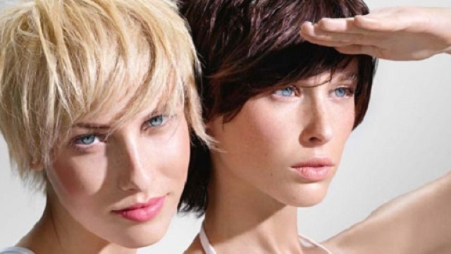 Tagli di capelli corti in stile pixie per il 2016