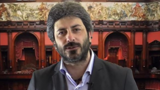 M5S contro Rai e Mediaset, Roberto Fico