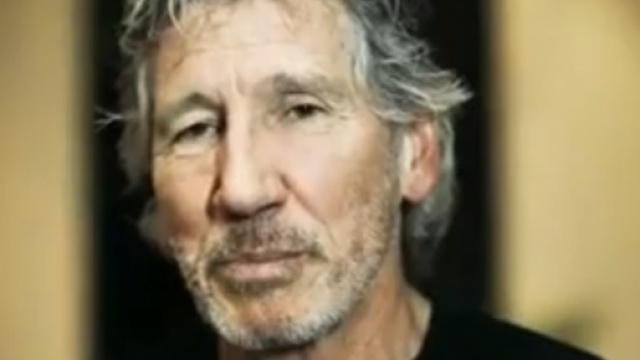 Roger Waters in una foto recente