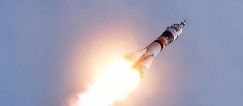 La nave tripulada rusa estar&aacute; ocho d&iacute;as en la EEI