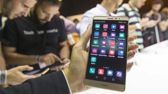 All&rsquo;IFA 2015 Huawei presenta Mate S.