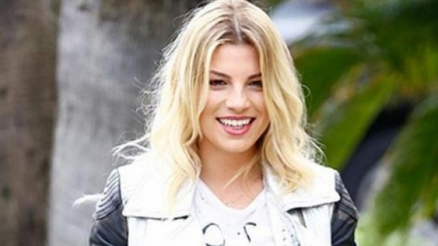 Emma Marrone andr&agrave; a convivere con Borriello?