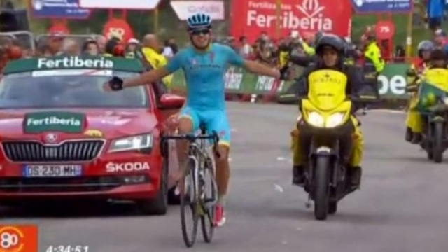Mikel Landa, la vittoria nel tappone di Andorra