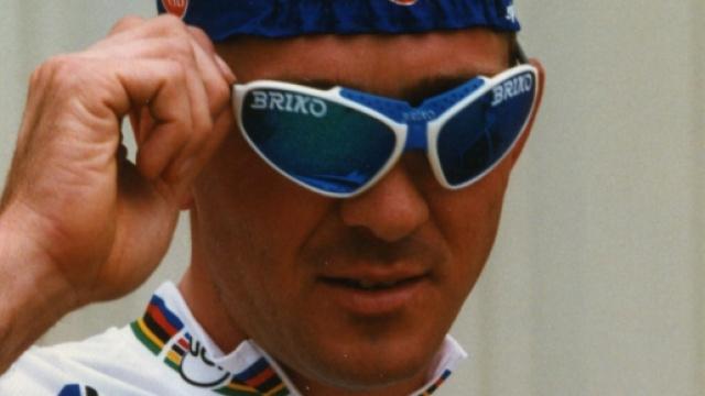 Johan Museeuw in maglia iridata