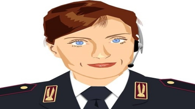 L'Agente di Polizia Lisa su Facebook