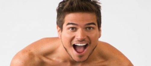 Daniel Arenas est&aacute; solteir&iacute;ssimo