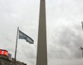 ¿Quién pagó la intervención artística en el Obelisco porteño? Mentiras y verdades
