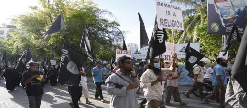 El Estado Isl&aacute;mico pisa cada vez m&aacute;s fuerte