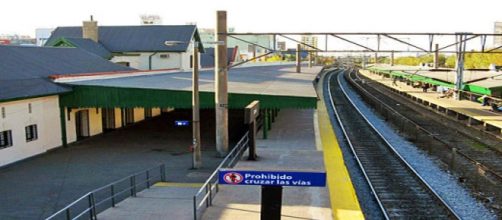 Estaci&oacute;n de Ferrocarril- Lan&uacute;s