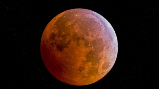 Eclissi di superluna ci sar&agrave; il 28 settembre