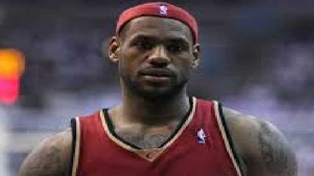 LBJ attende la trattativa tra Thompson e i Cavs