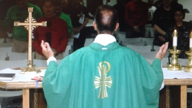 Le chiese sono sempre pi&ugrave; vuote.