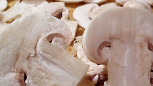 I funghi sono ottimi anche in una zuppa calda