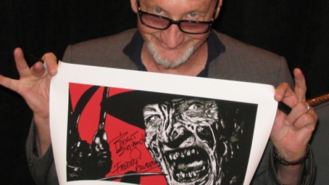 Robert Englund "sogna" Freddy Krueger