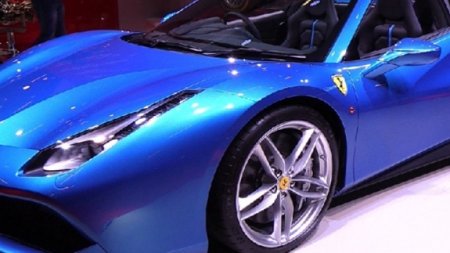 Francoforte: Ferrari 488 Spider