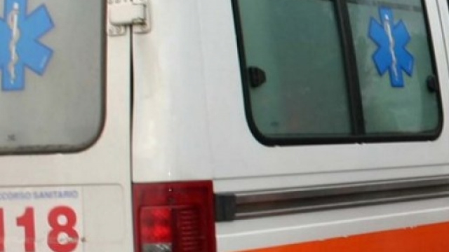 Soccorsi dopo un incidente stradale