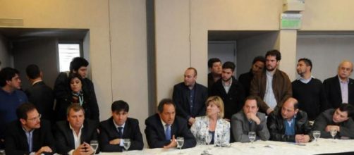 Scioli trabaja sin soluciones m&aacute;gicas