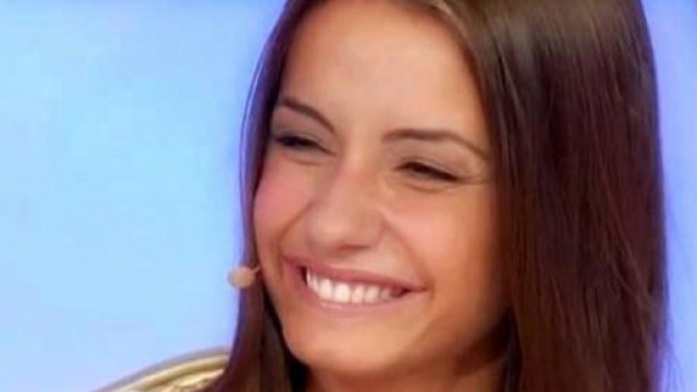 Anna Munaf&ograve; di Uomini e Donne &egrave; di nuovo single