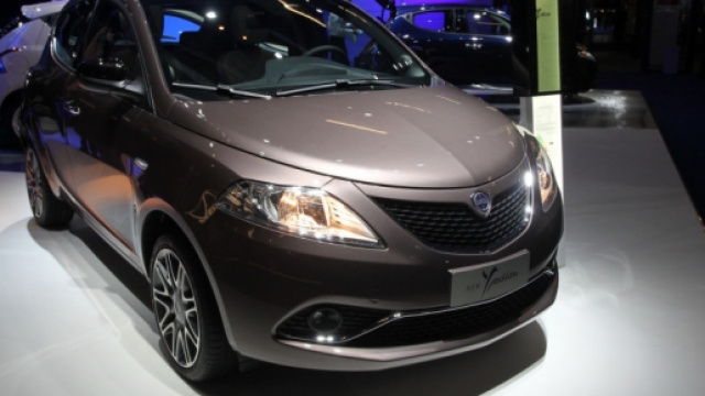 Ecco la nuova Lancia Ypsilon 2016