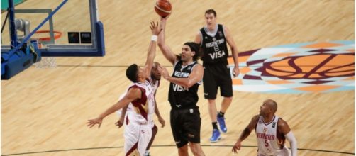 DETERMINANTE. Scola nuevamente figura y goleador.