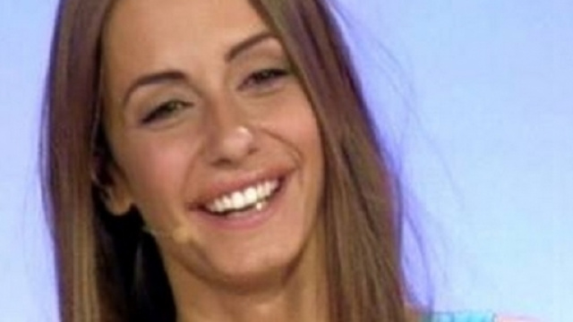 Anna e Mattia si scontrano sui social