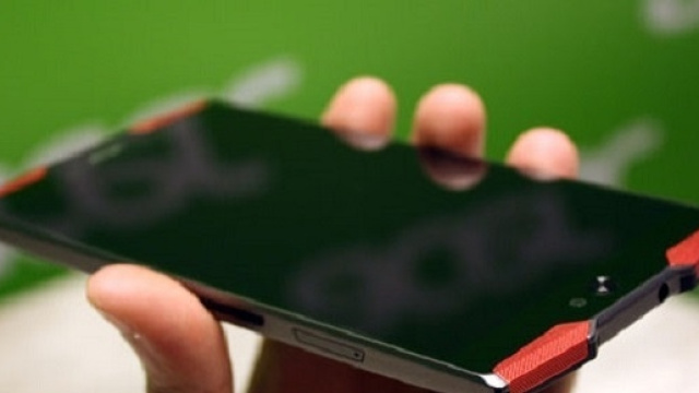 Nuovo smartphone Android Acer Predator 6