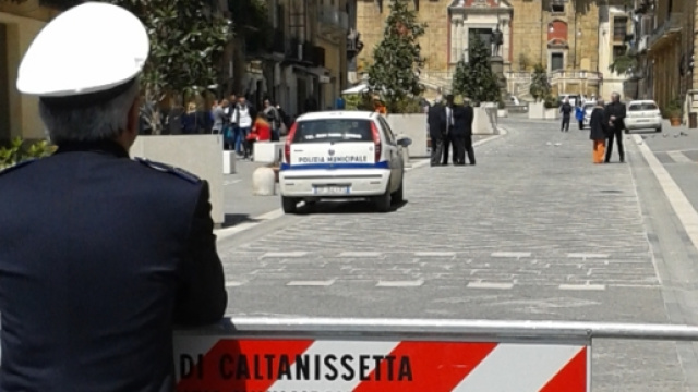 Caltanissetta, corso Umberto: il luogo della rissa