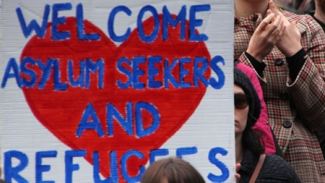 I cittadini: 'Siete i benvenuti'