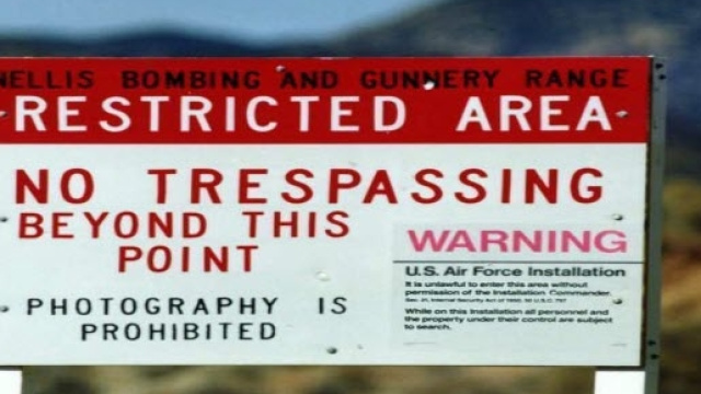 Avvertimenti sul confine dell'Area 51