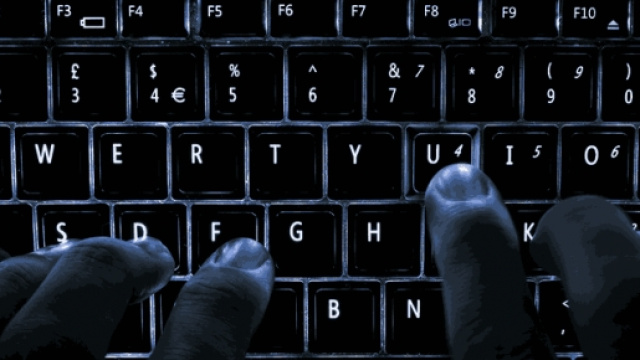 IOS 8.1.2 e 8.3 baggati, attenti alle false mail