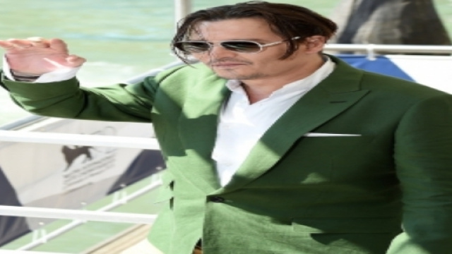 L'aspetto di Johnny Depp fa discutere