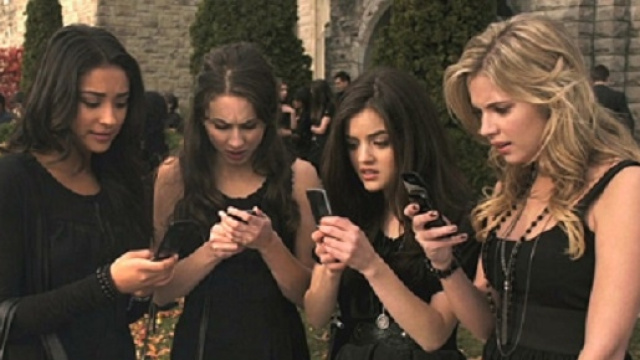 Una delle Liars ha una gemella?