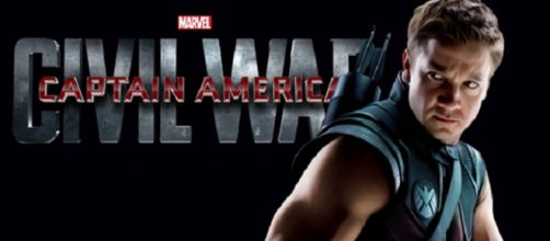 Vuelve el tono morado al atuendo de Hawkeye