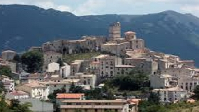 Borghi antichi ormai abbandonati