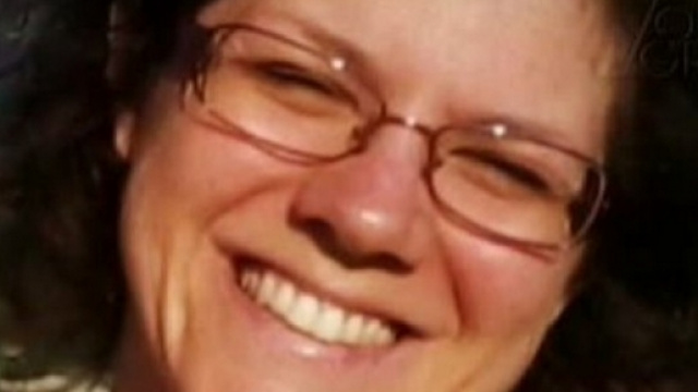 Un bel primo piano di Elena Ceste