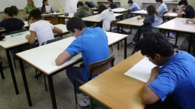 Milioni di studenti tornano sui banchi di scuola