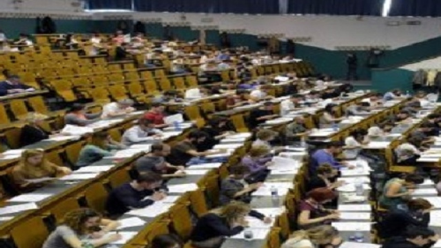 Aspiranti docenti al concorsone del 2012