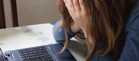 Ciber-bullying: cómo reconocerlo y cómo actuar en caso de ser acosado en línea